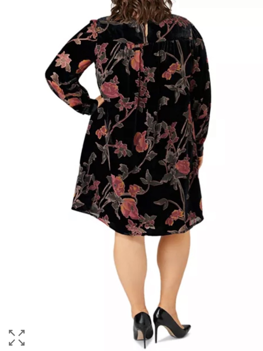 Maree Pour Toi Floral Velvet Trapeze Dress - Picture 2 of 7